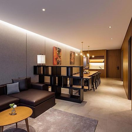 מלון Ramada By Wyndham Seoul Sindorim מראה חיצוני תמונה