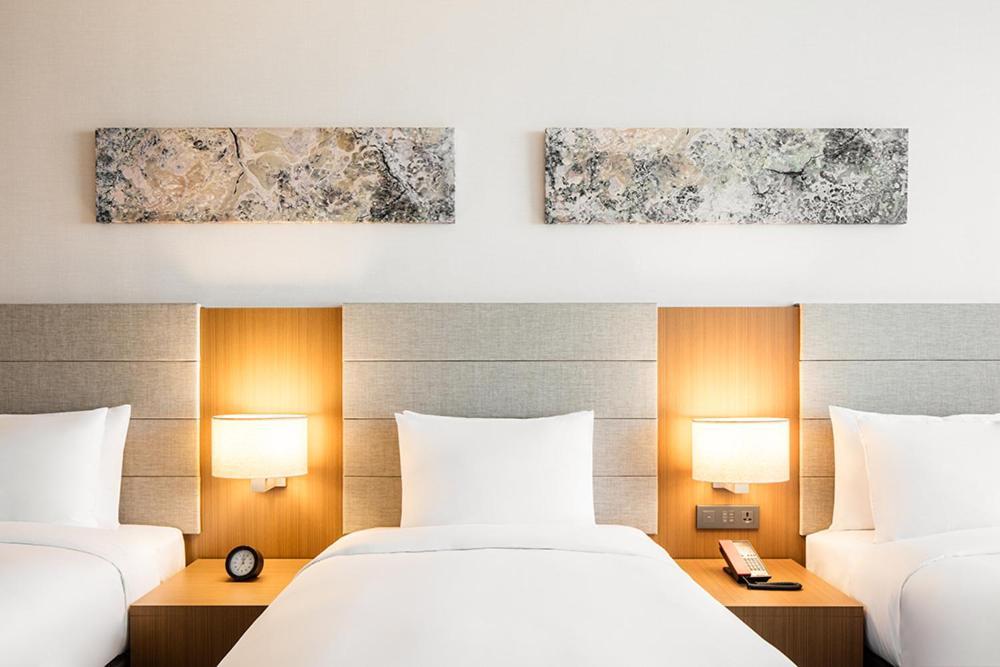 מלון Ramada By Wyndham Seoul Sindorim מראה חיצוני תמונה