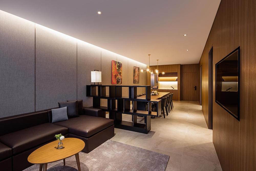 מלון Ramada By Wyndham Seoul Sindorim מראה חיצוני תמונה