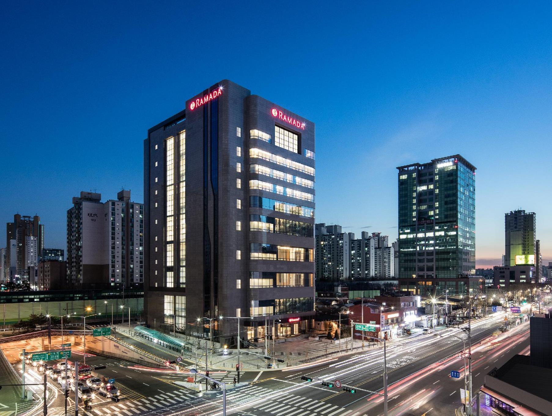 מלון Ramada By Wyndham Seoul Sindorim מראה חיצוני תמונה